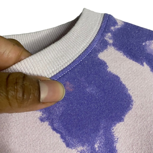 Wild Fable Oversized Unisex Lilac Marble Crewneck Sweatshirt - Picture 8 of 10